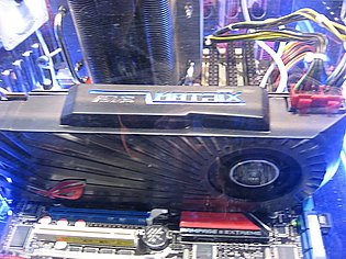 Asus Radeon HD 5870 2GB